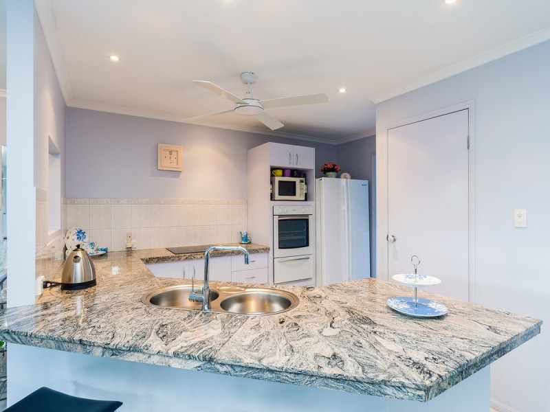 1 Maidstone Place, Parkwood QLD 4214