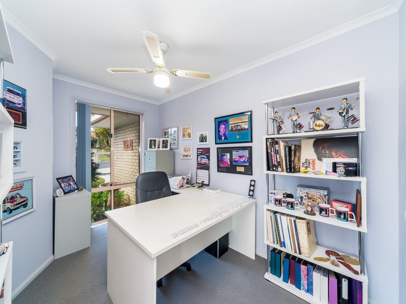 1 Maidstone Place, Parkwood QLD 4214