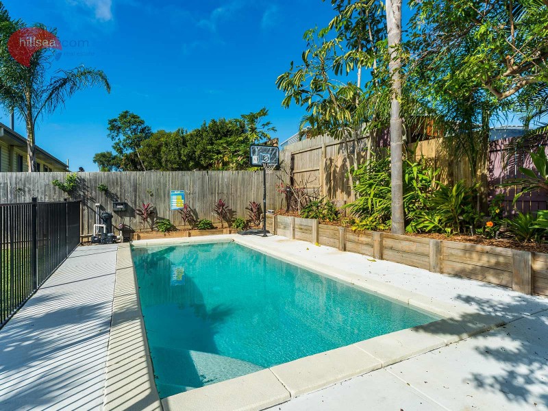 20 Saltash Street, Labrador QLD 4215