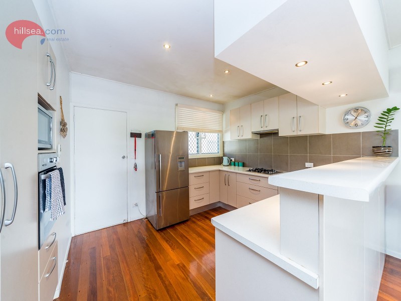 20 Saltash Street, Labrador QLD 4215