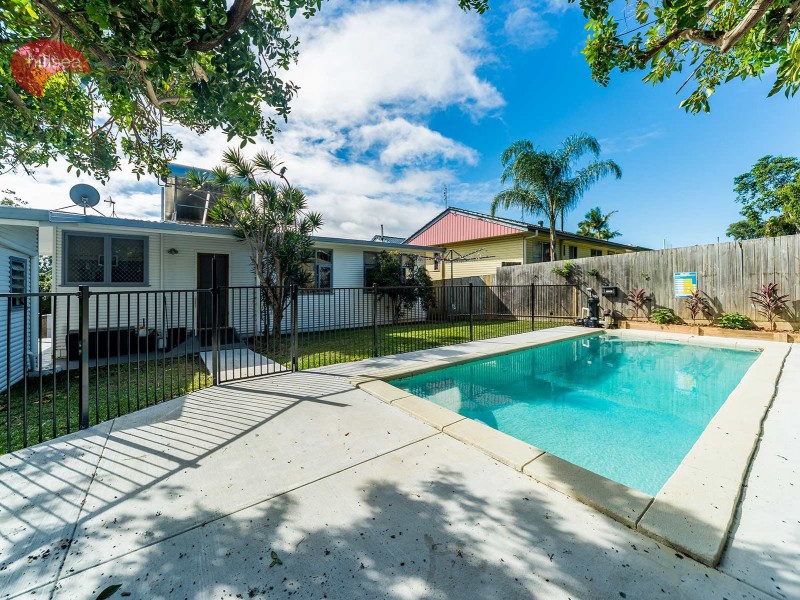 20 Saltash Street, Labrador QLD 4215