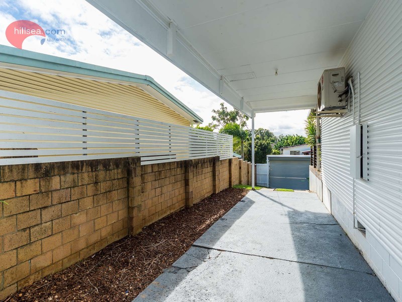 20 Saltash Street, Labrador QLD 4215