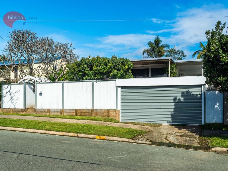 20 Saltash Street, Labrador QLD 4215