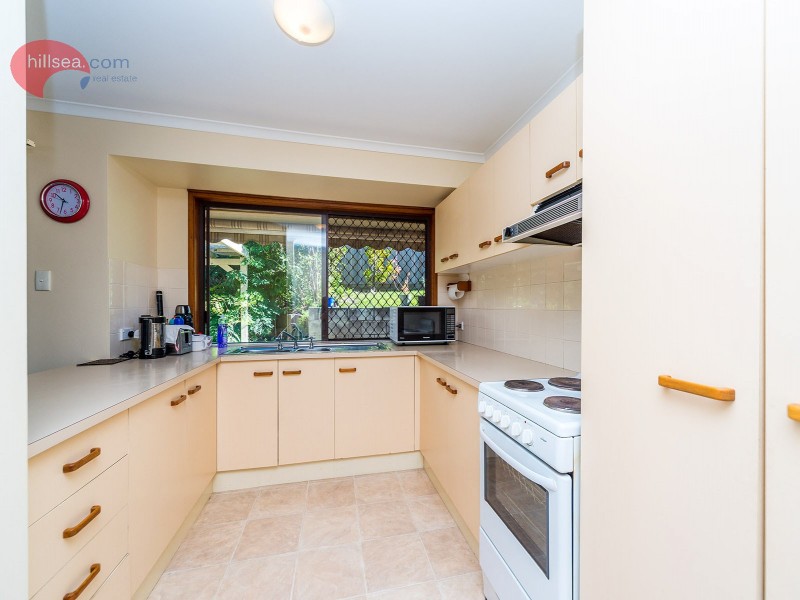 2/8 Botanical Drive, Labrador QLD 4215