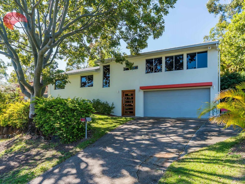 6 Darel Drive, Ashmore QLD 4214