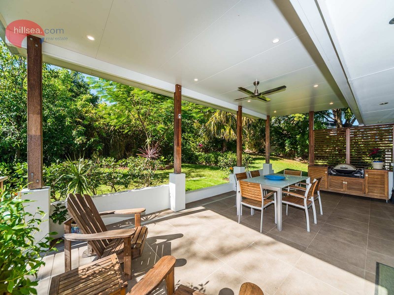 6 Darel Drive, Ashmore QLD 4214