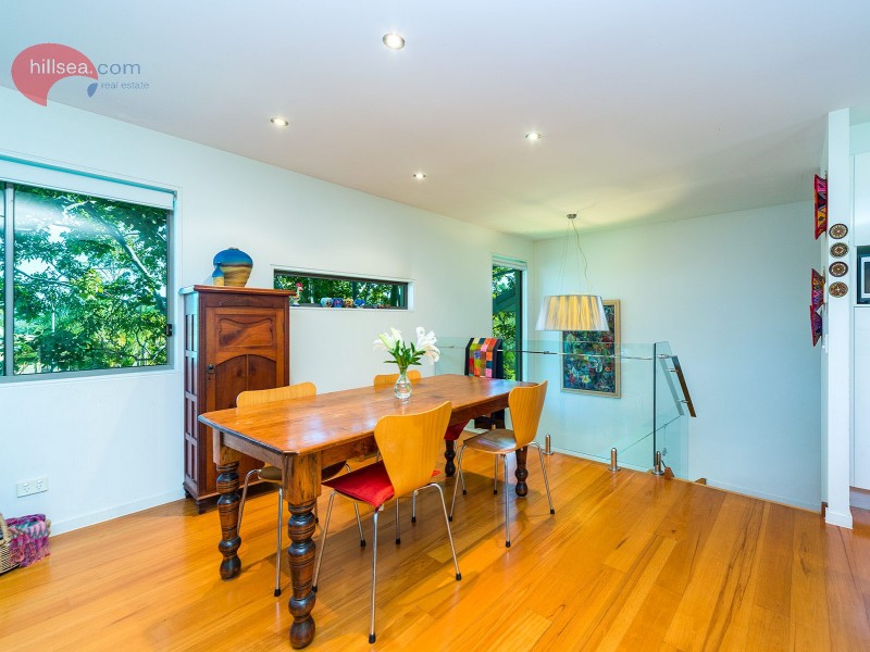 6 Darel Drive, Ashmore QLD 4214