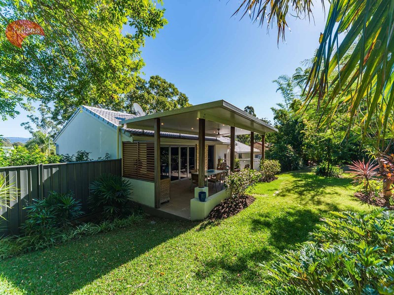 6 Darel Drive, Ashmore QLD 4214