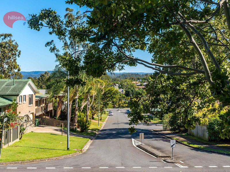 6 Darel Drive, Ashmore QLD 4214