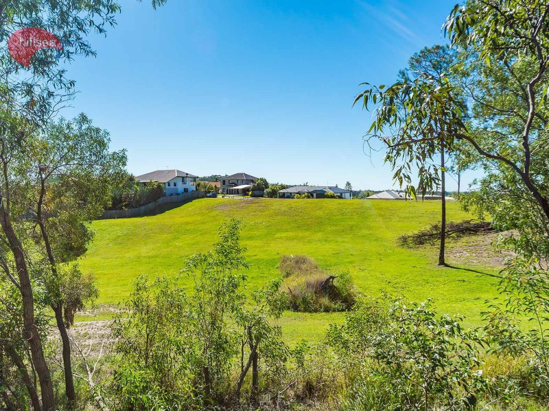 2/1 Aspect Place, Pacific Pines QLD 4211