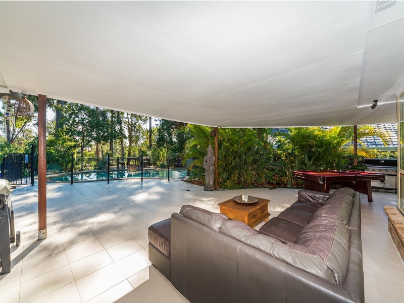 16 Greg Norman Crescent, Parkwood QLD 4214