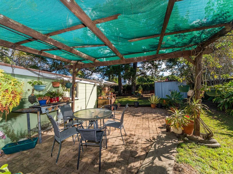 10 Wilson Street, Labrador QLD 4215