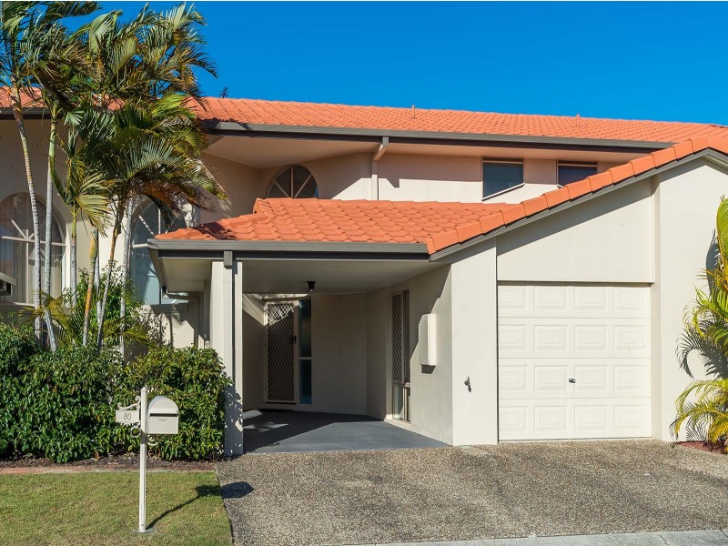 80/88 Cotlew Street East, Southport QLD 4215