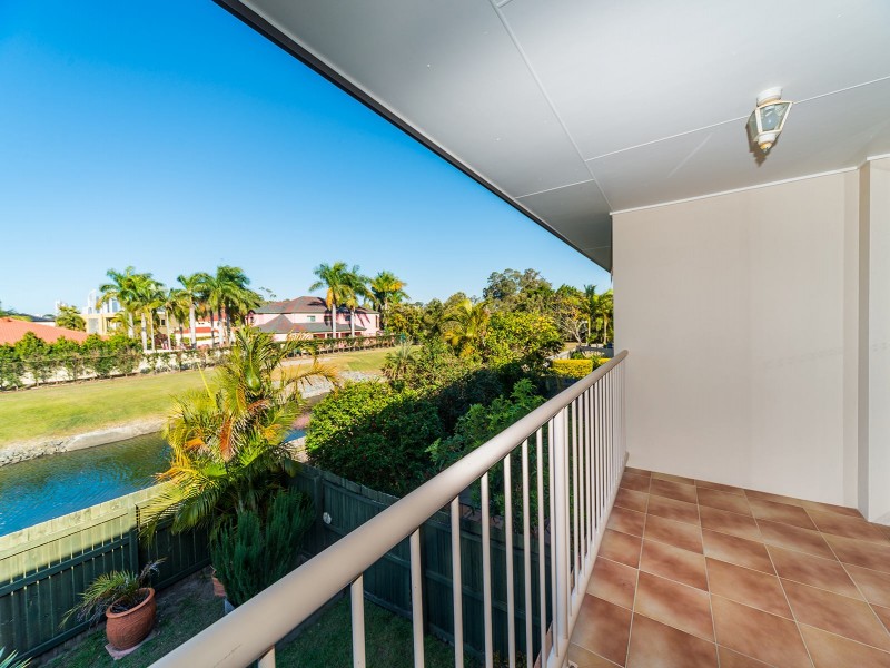 80/88 Cotlew Street East, Southport QLD 4215