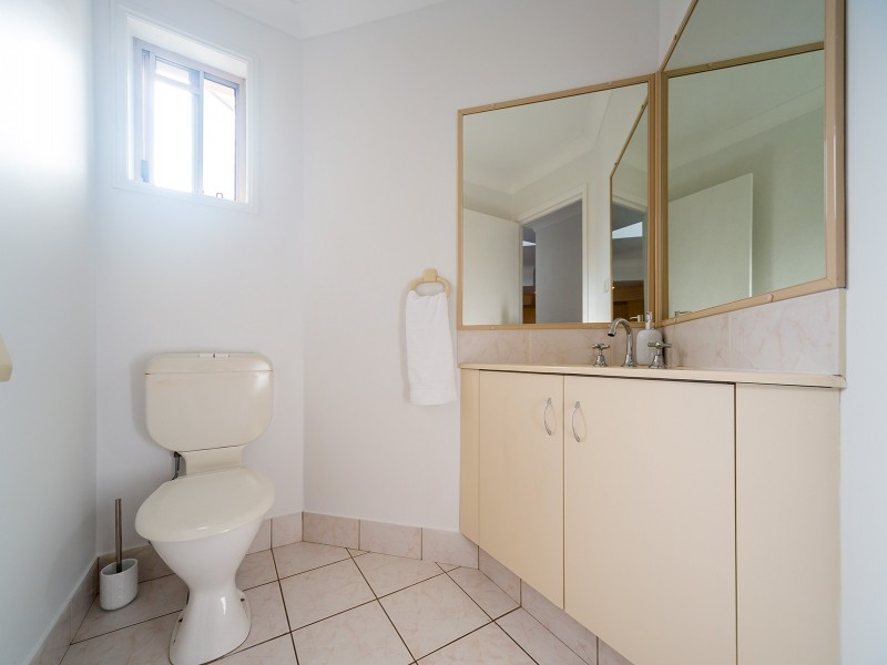 80/88 Cotlew Street East, Southport QLD 4215