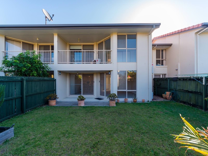 80/88 Cotlew Street East, Southport QLD 4215
