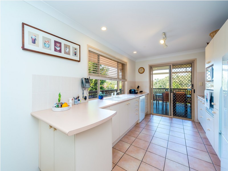 14 Cherry Hill Crescent, Parkwood QLD 4214