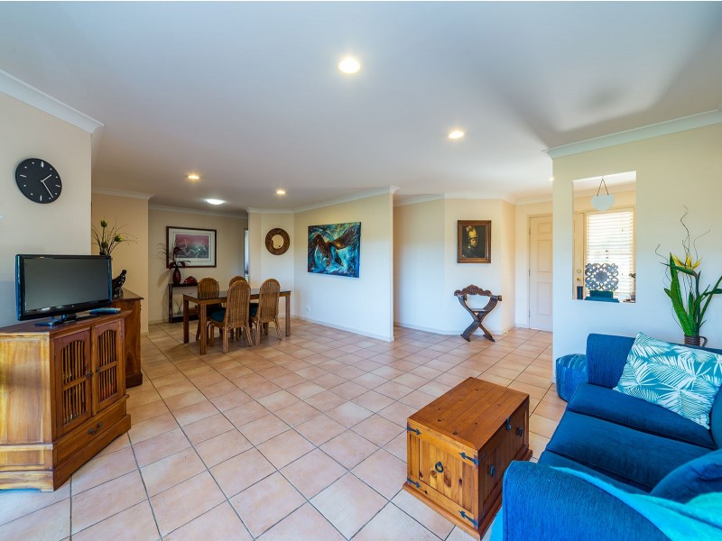 14 Cherry Hill Crescent, Parkwood QLD 4214