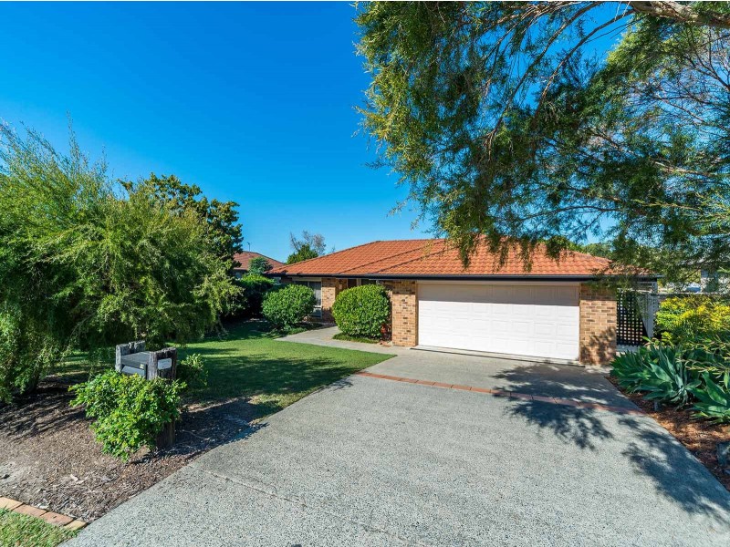 14 Cherry Hill Crescent, Parkwood QLD 4214