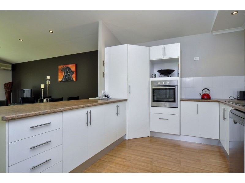 10 Grovedale Court, Parkwood QLD 4214