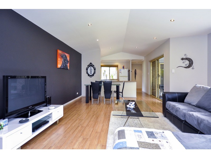 10 Grovedale Court, Parkwood QLD 4214