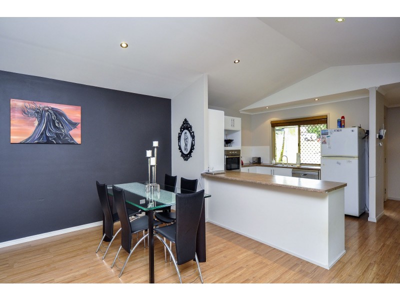 10 Grovedale Court, Parkwood QLD 4214