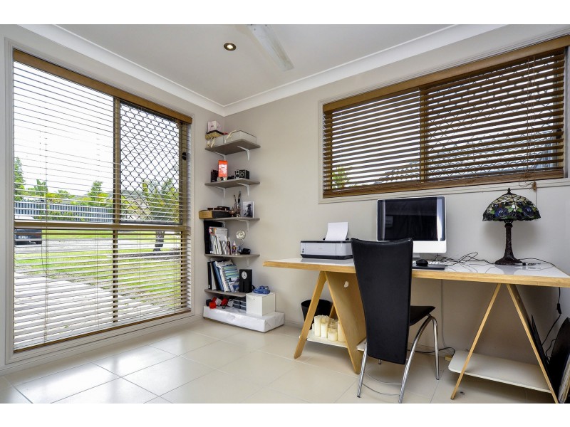 10 Grovedale Court, Parkwood QLD 4214