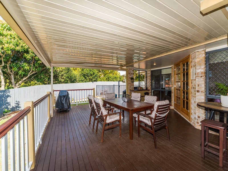 4 Forest Hills Court, Parkwood QLD 4214