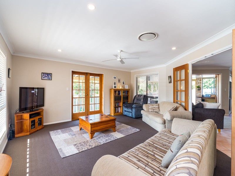 4 Forest Hills Court, Parkwood QLD 4214