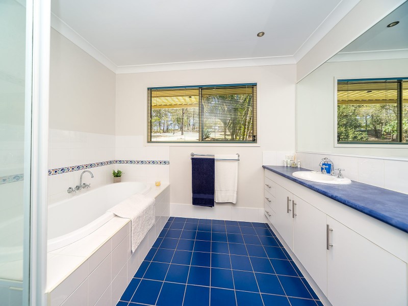 20 Byfield Court, Nerang QLD 4211