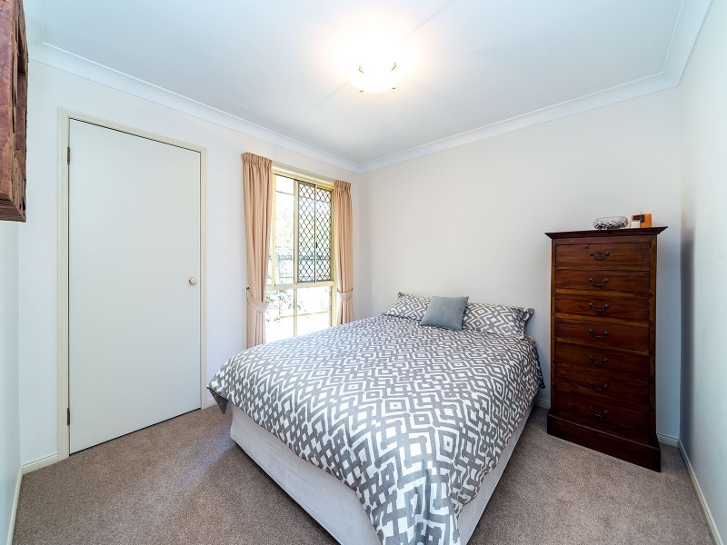 31 Alcott Court, Parkwood QLD 4214