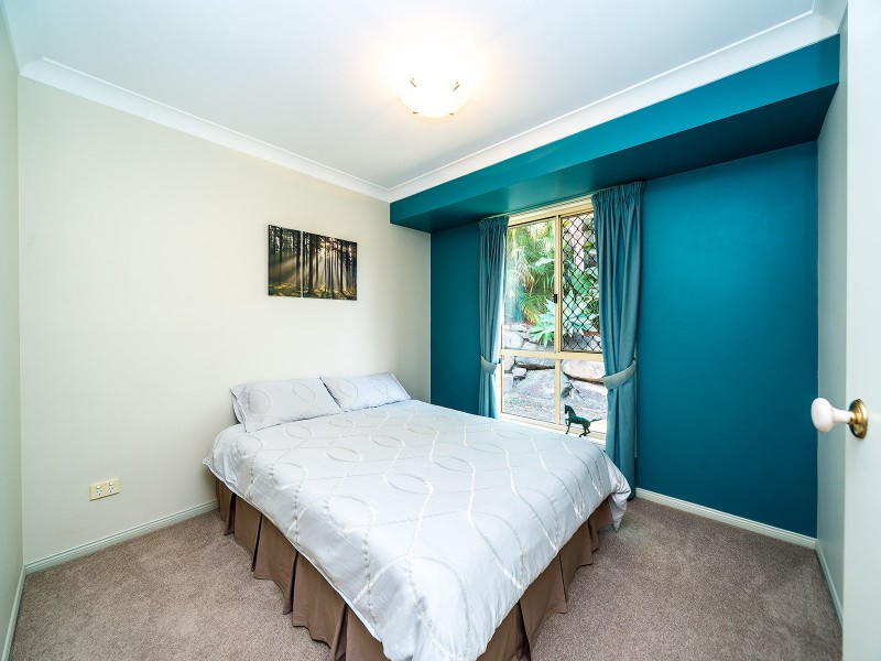 31 Alcott Court, Parkwood QLD 4214