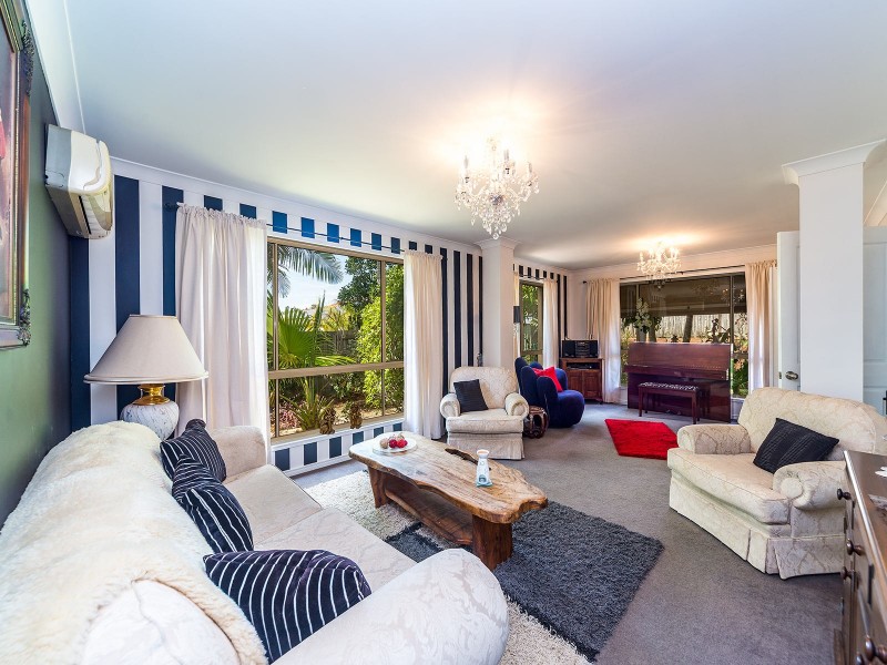242 Napper Road, Parkwood QLD 4214