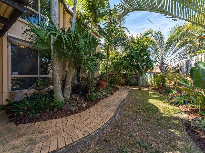 242 Napper Road, Parkwood QLD 4214