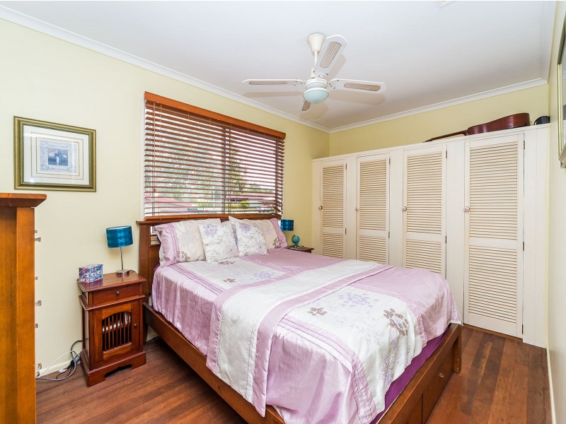 316 Government Road, Labrador QLD 4215