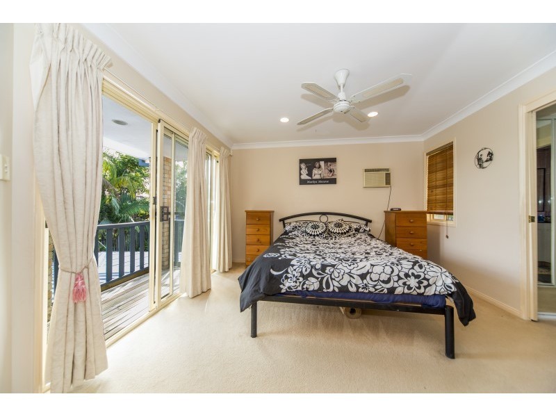 14 Yarraglen Place, Parkwood QLD 4214