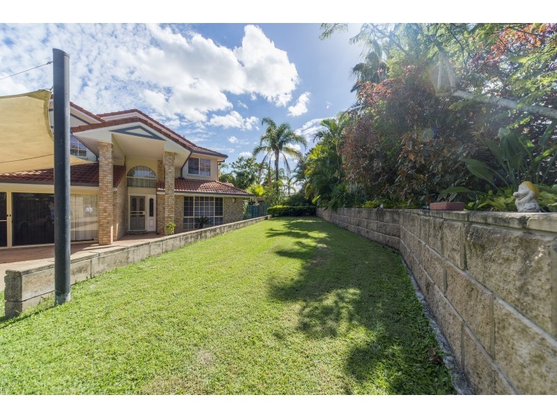 14 Yarraglen Place, Parkwood QLD 4214