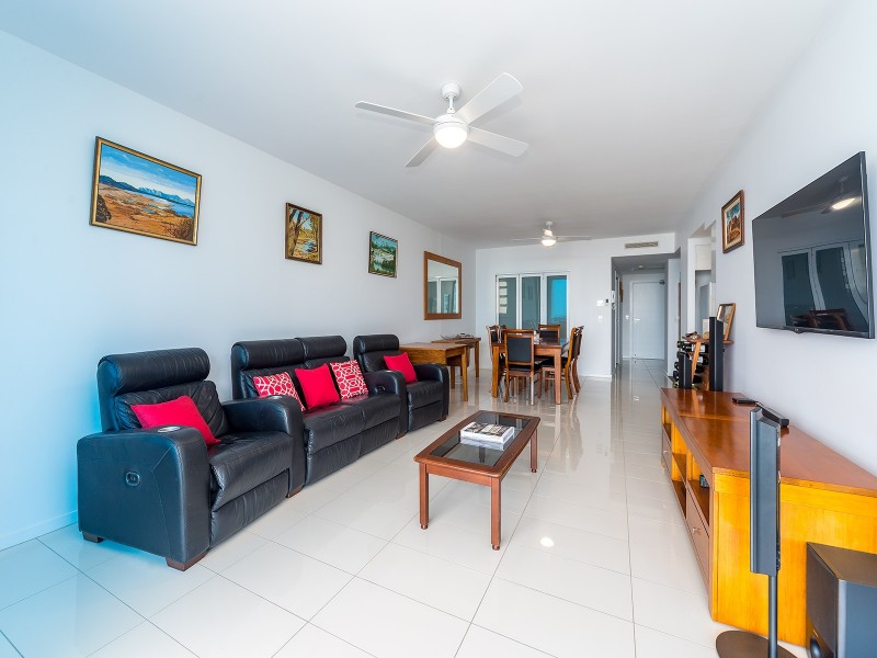 803/20 Labrador Street, Labrador QLD 4215