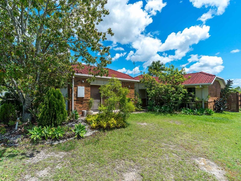 1 Whiteley Chase, Parkwood QLD 4214