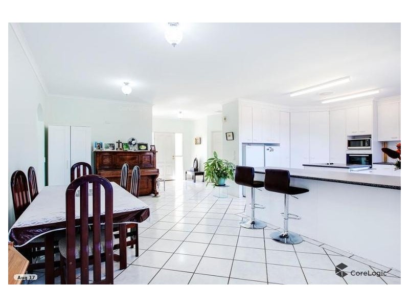 56 Jack Nicklaus Way, Parkwood QLD 4214