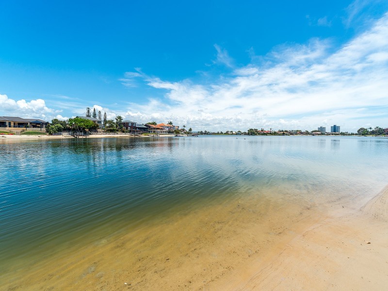 14/9 Jodie Court, Mermaid Waters QLD 4218