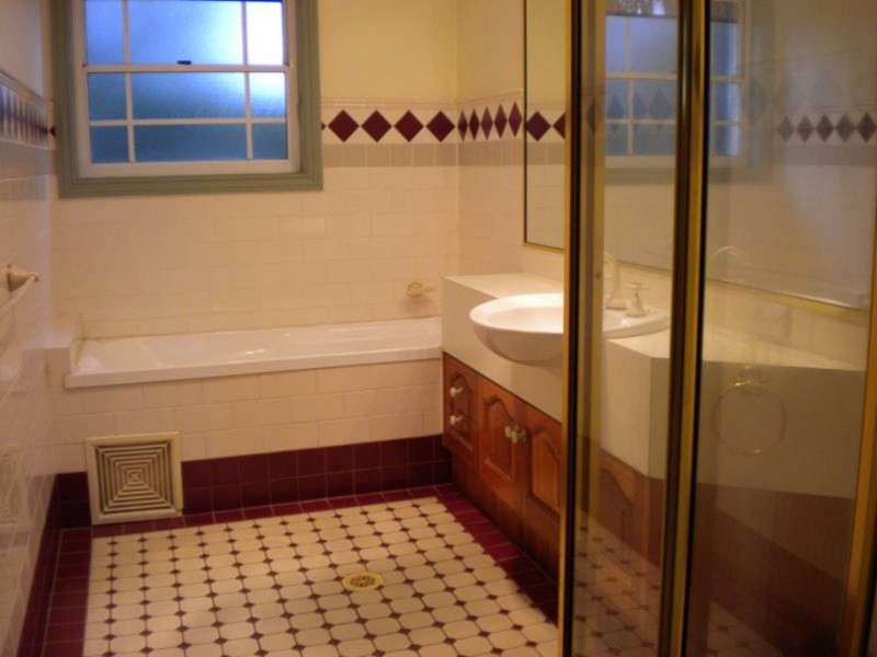 514 Oxley Drive, Runaway Bay QLD 4216