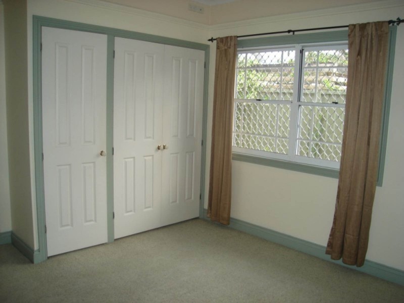 514 Oxley Drive, Runaway Bay QLD 4216