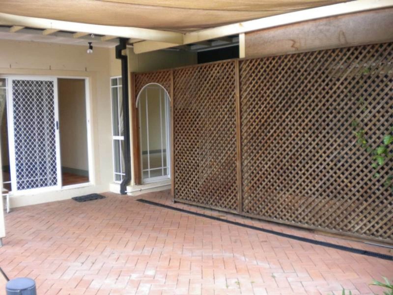 514 Oxley Drive, Runaway Bay QLD 4216