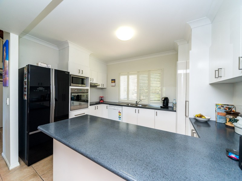 8 Fortuna Place, Parkwood QLD 4214
