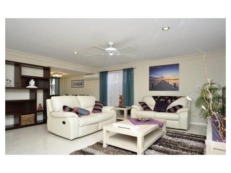 1/348 Oxley Drive, Coombabah QLD 4216