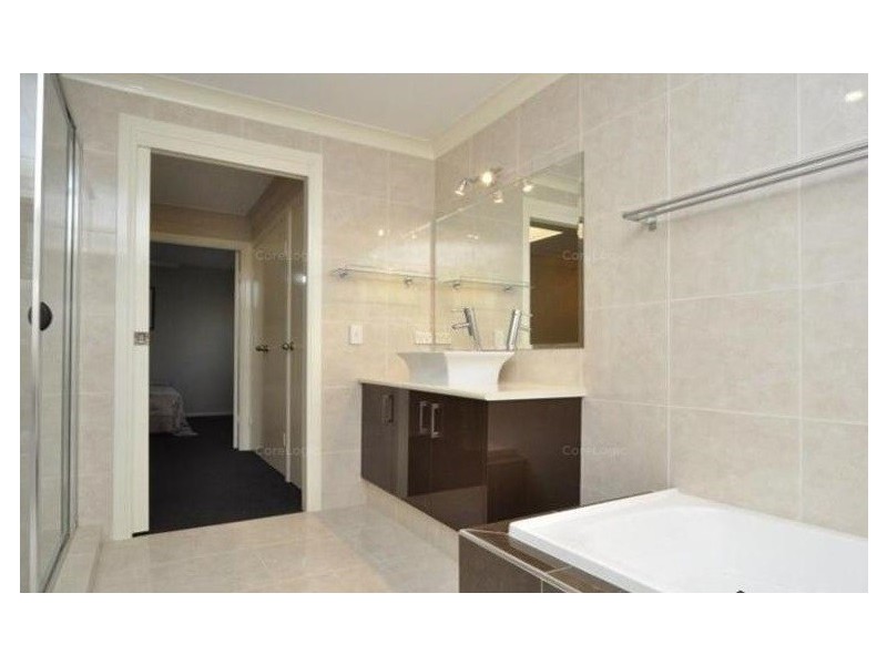 1/348 Oxley Drive, Coombabah QLD 4216