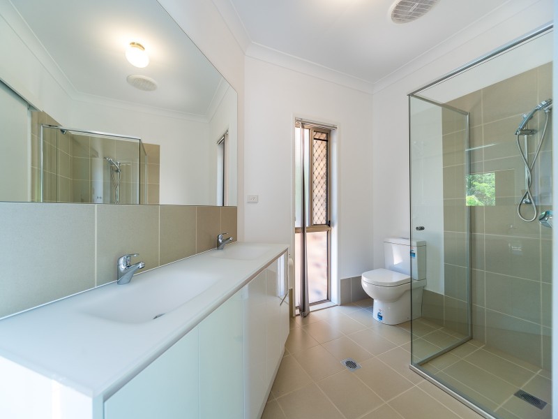 48 Jack Nicklaus Way, Parkwood QLD 4214
