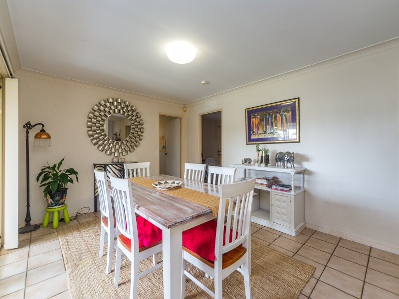 10 Floyd Court, Parkwood QLD 4214