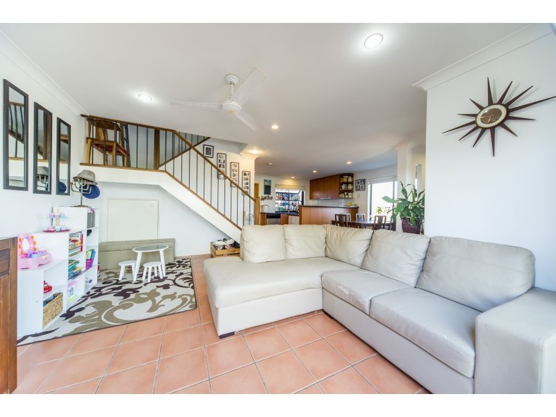 16/77 Bamboo Avenue, Benowa QLD 4217